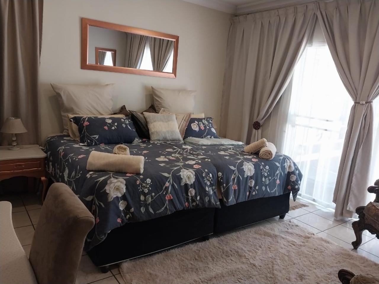 The Elephant Room At Frederick'S Place Pretoria-Noord Buitenkant foto