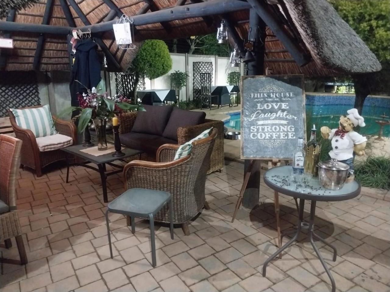The Elephant Room At Frederick'S Place Pretoria-Noord Buitenkant foto