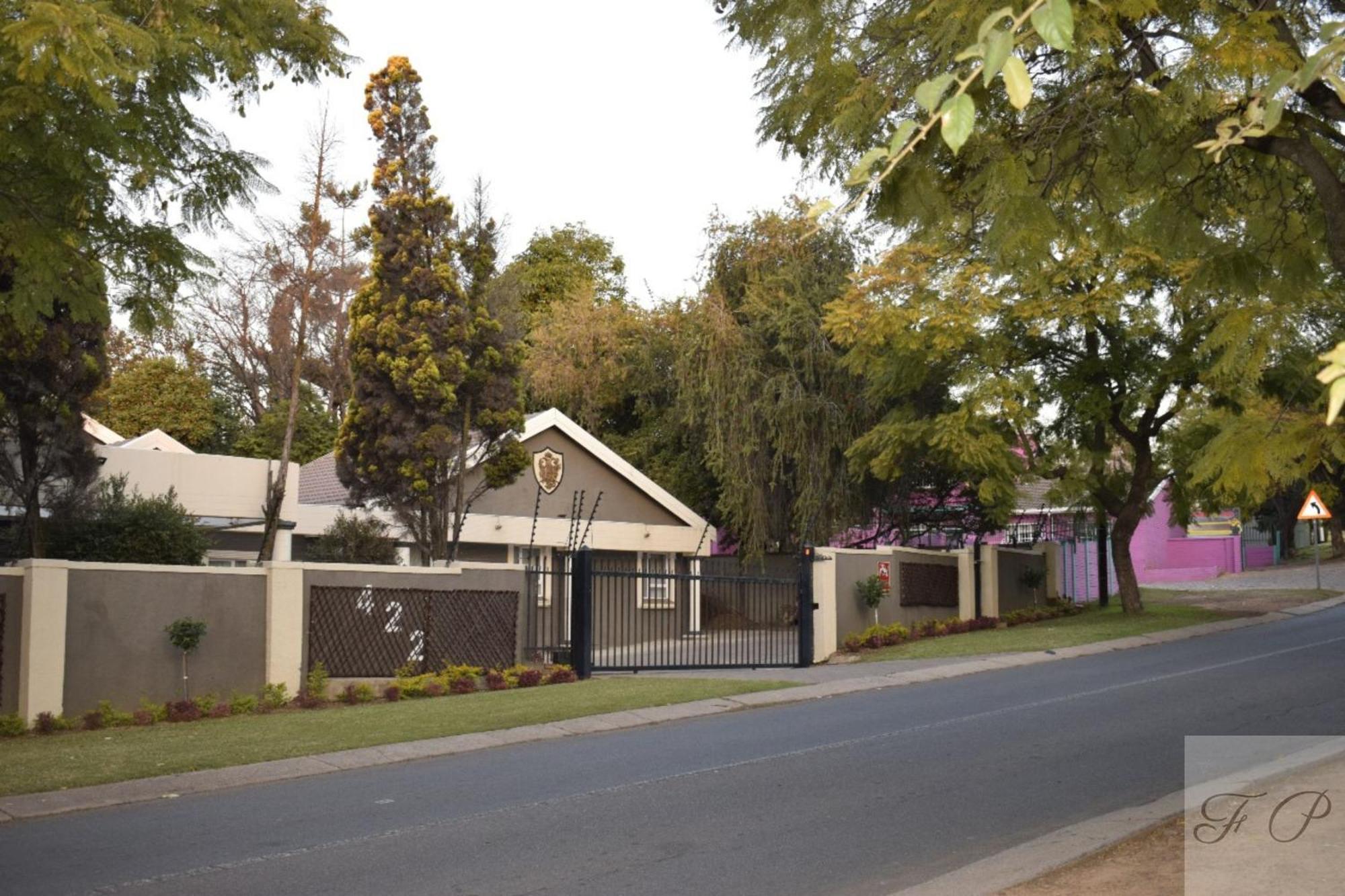 The Elephant Room At Frederick'S Place Pretoria-Noord Buitenkant foto